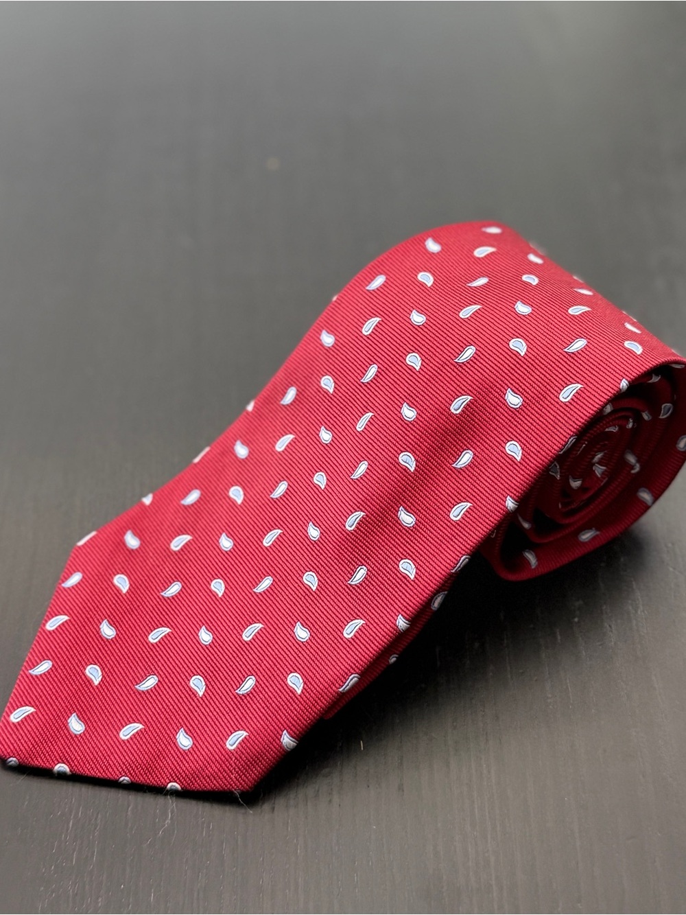 Brooks Brothers Red Paisley Mens Luxury Vintage Silk Tie